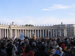 Petersplatz um 10 Uhr - Generalaudienz beim Papst